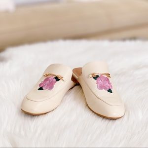 Catherine by Catherine Malandrino 
off white mules